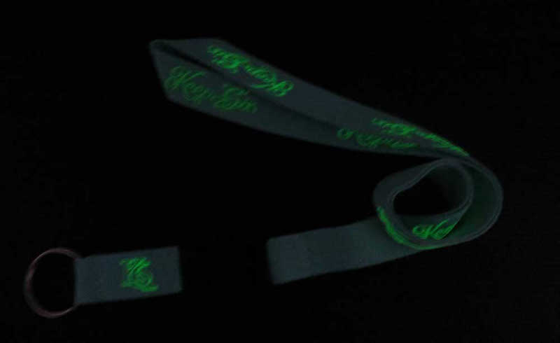 glow in the dark lanyard glow lanyard