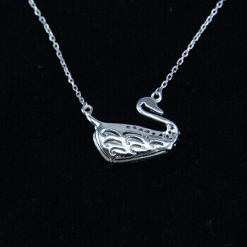 silver necklaces