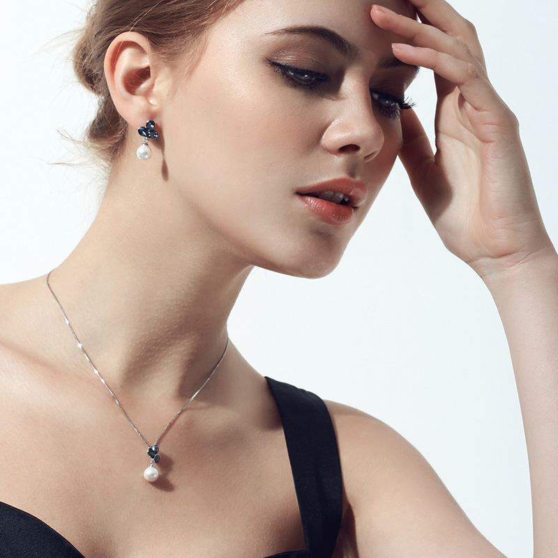 Silver Necklaces