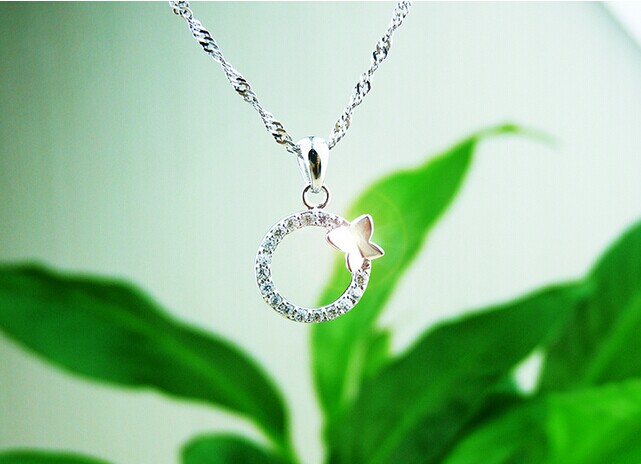 silver necklaces