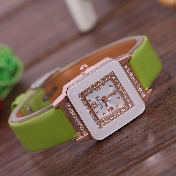 Leather Quartz Watch for Ladies Leather Quartz Watch for Ladies